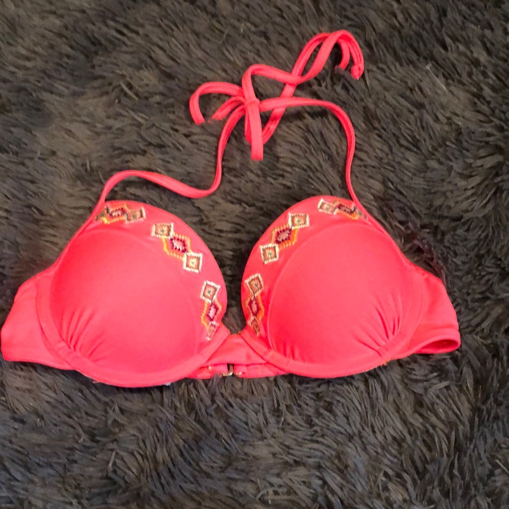 Hollister size medium bikini top